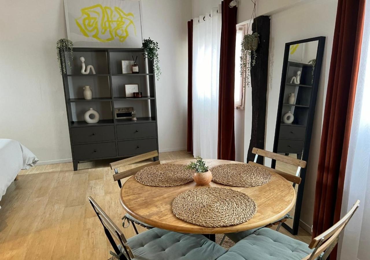 Apartamento L Alsace Lorraine - A deux pas du Capitole - Entrée autonome -WIFI Toulouse Exterior foto